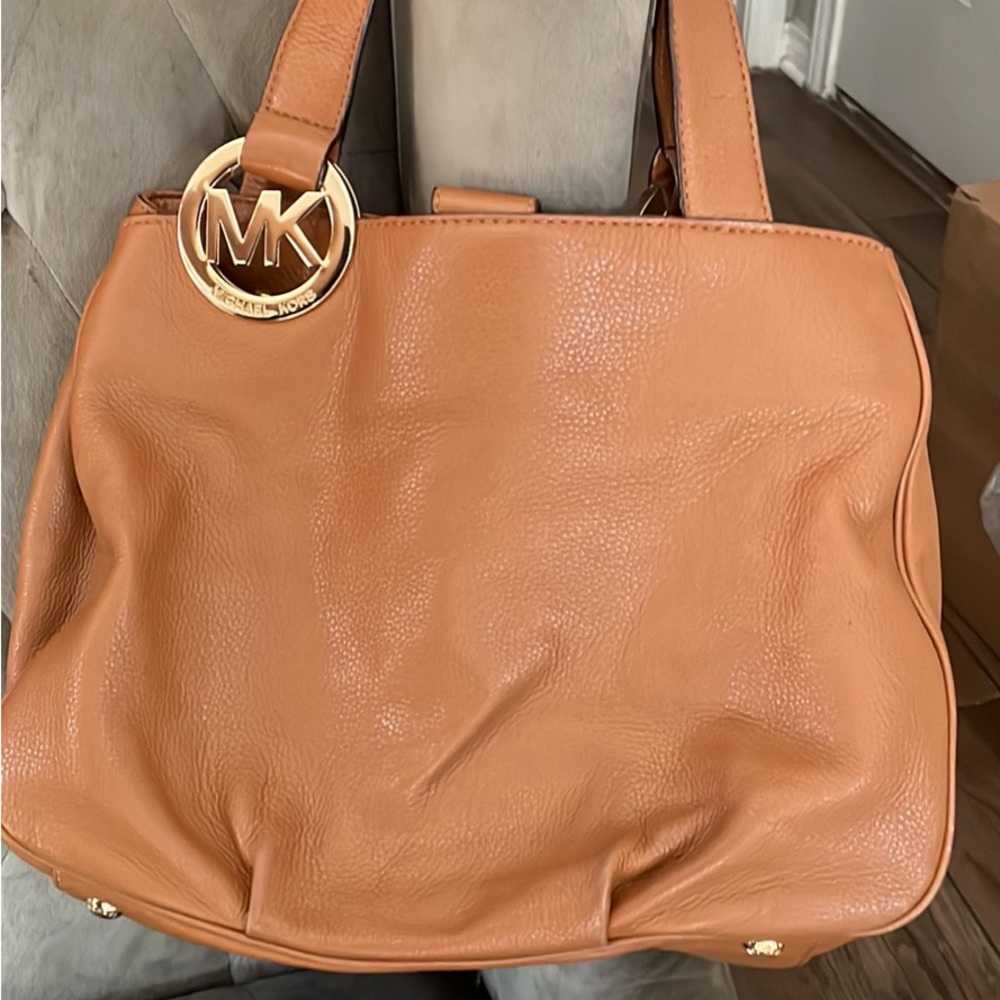 Michael kors shoulder bag